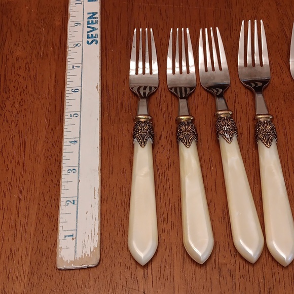 Hampton Silver Smith Flatware Forks  Vintage Mother of Pearl Set Of Eight - Picture 3 of 5